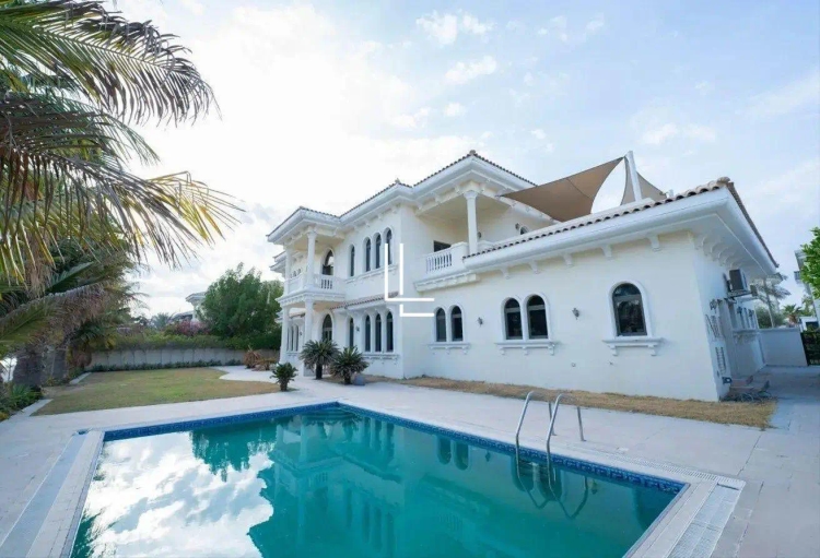 Premium Villa | Private Pool and Beach Access