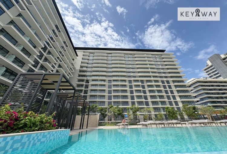 Brand New | Breathtaking Skyline Views |