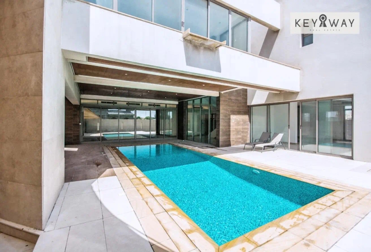 Corner Villa | Summing Pool | Available